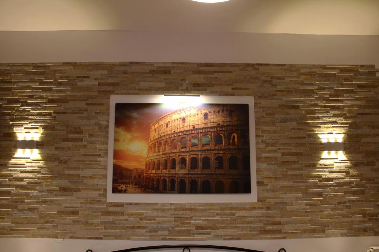 50 Passi Colosseo Apartment โรม ภายนอก รูปภาพ